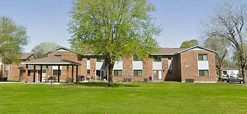 106 Walnut St Photo 1