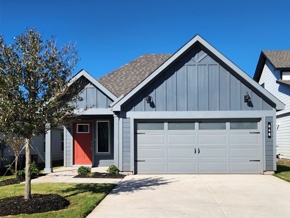 1st image of 648 Capstone Cir