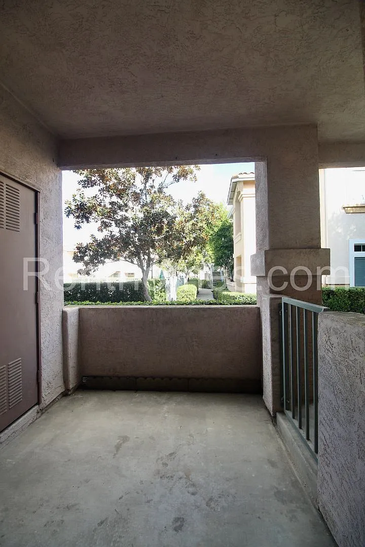 Sabre Springs, 10722 Sabre Hill Dr #134, AC, Fireplace, Community Pool, Spa & Fitness, — Photo 3