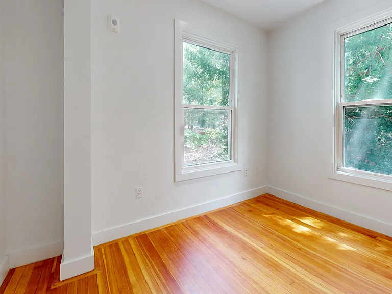 21 Regent Cir #3 — Photo 9