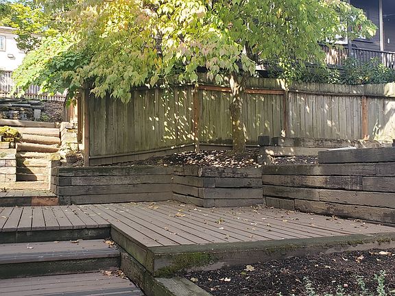 2nd image of 3719 SW Hood Ave