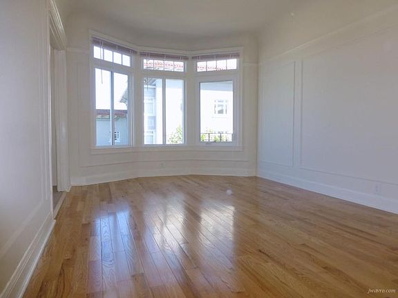 5th image of 1575 Broadway APT 11