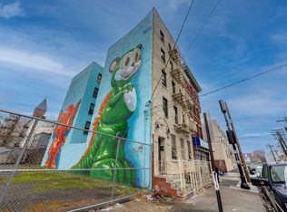 266 Erie St #5R, Jersey City, NJ 07310