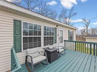5 Persimmon Ln, Mapleton, KS 66754