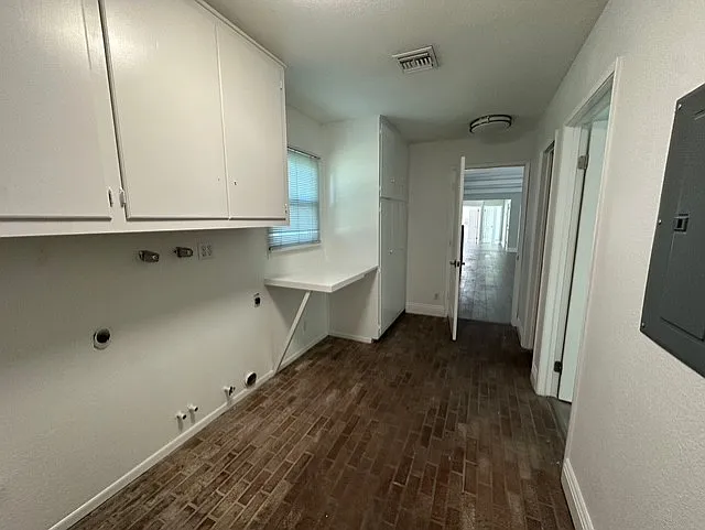 4929 Reseda Blvd — Photo 26
