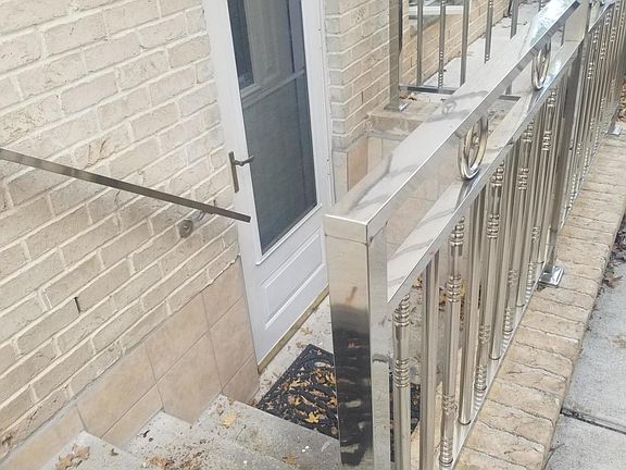 4th image of 312 Vineland Ave #2