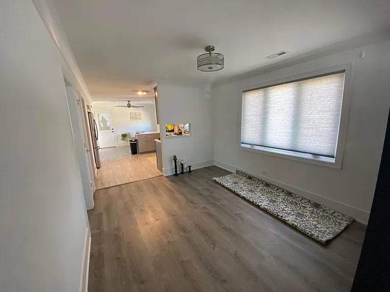 8828 N Grace Ave #2 — Photo 10
