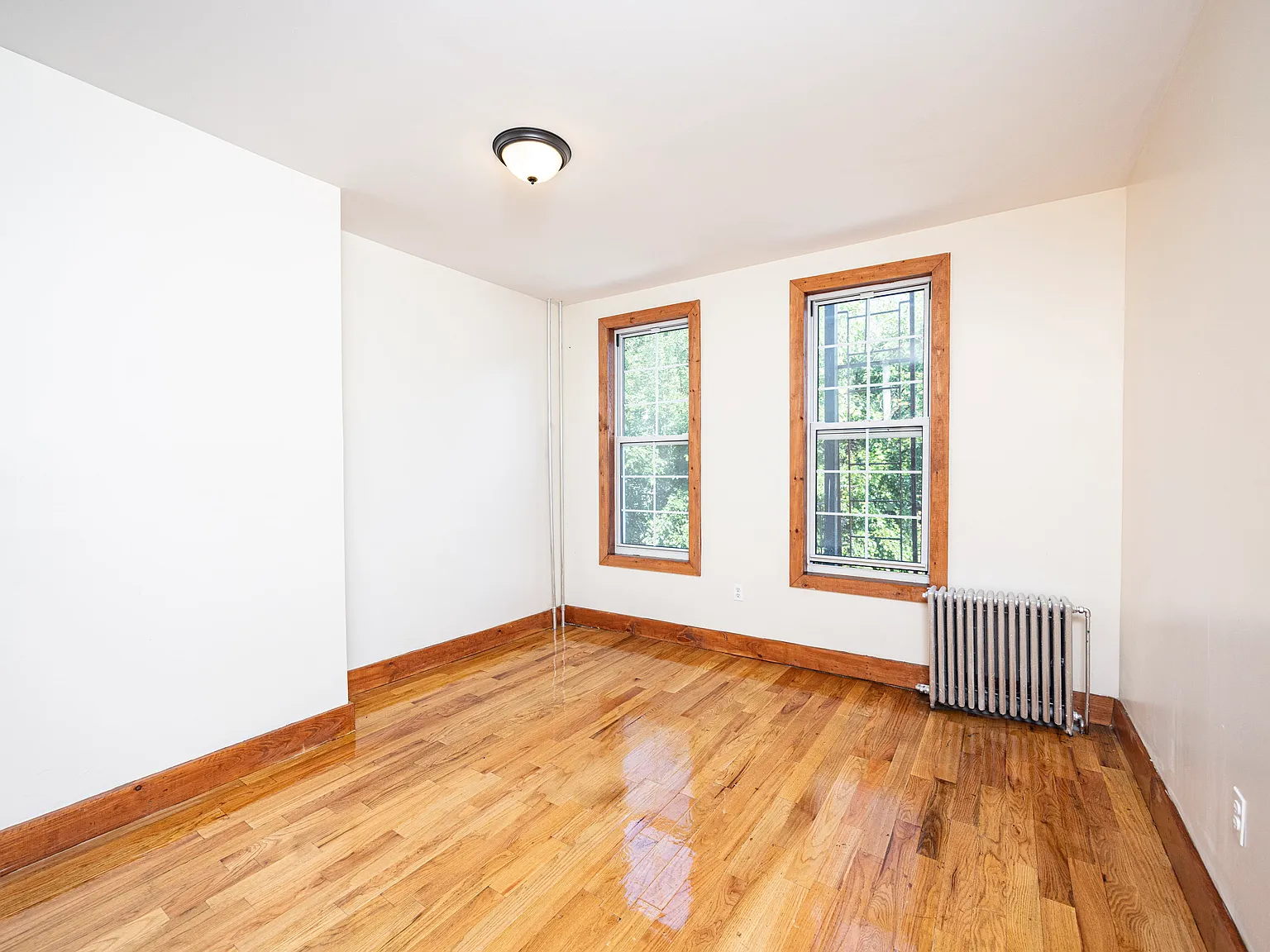 1412 De Kalb Avenue — Photo 4