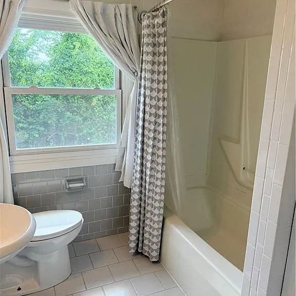 121 Greenwich Ave — Photo 14