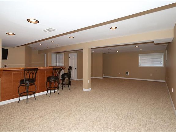 3rd image of 1351 Whitetail Glen Ct