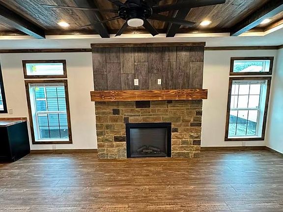 5th image of 3132 S Channing Cir