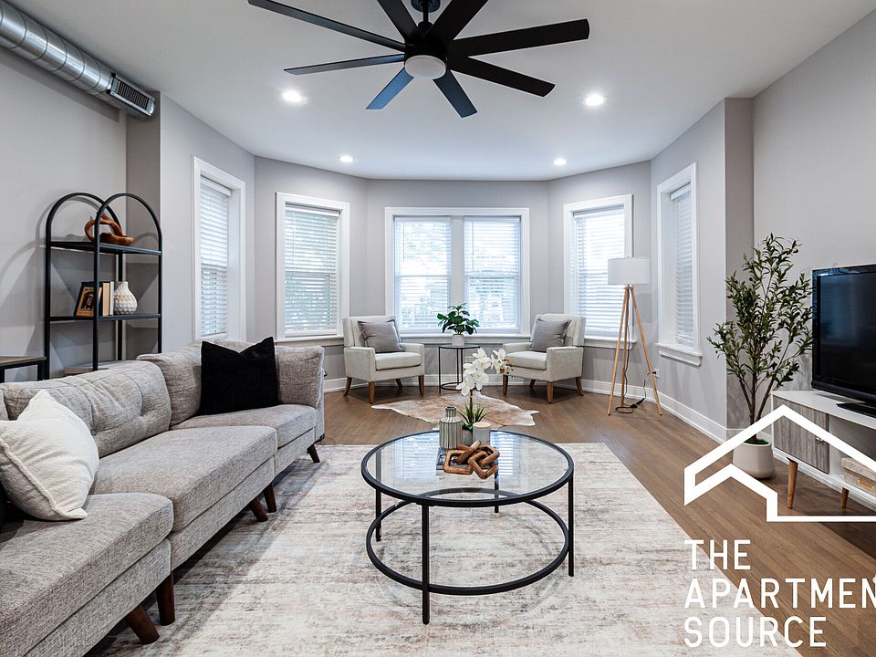 1st image of 2645 W Carmen Ave #3