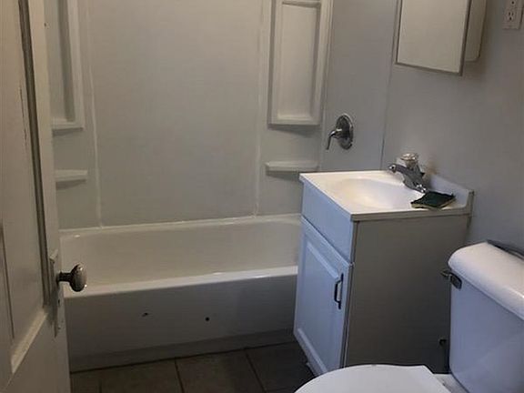 4th image of 1103 8th St