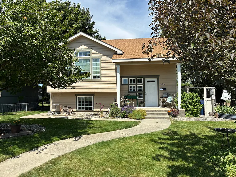 823 E Bismark Ave — Photo 6
