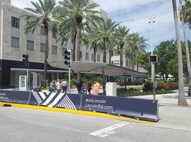 1623 Collins Ave