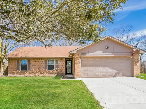 13307 Venice Cir, Stafford, TX 77477