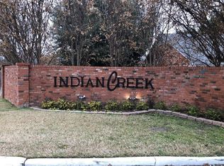 903 Roaring Springs Rd, Fort Worth, TX 76114