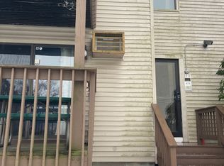 38 Padanaram Ave APT B21, Danbury, CT 06811