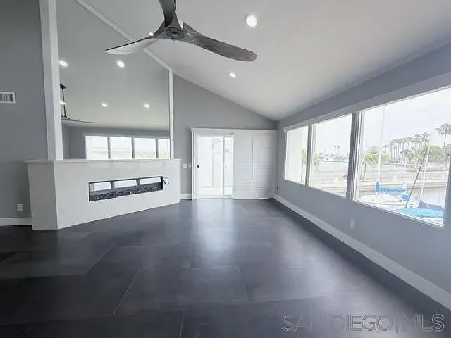 6 Kingston Ct E — Photo 59