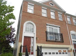 370 Federal Ct, Perth Amboy, NJ 08861