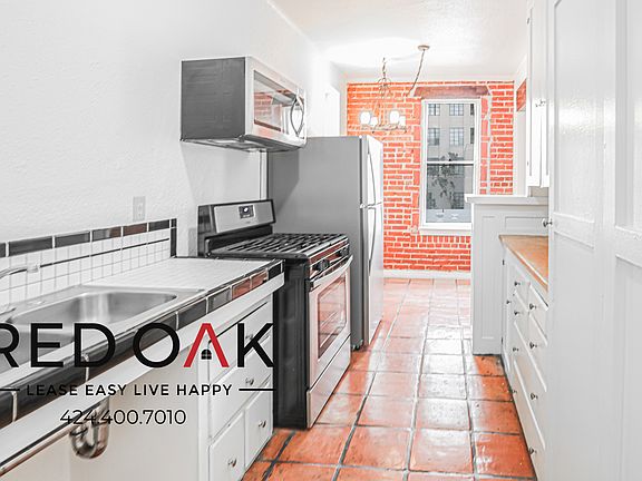 3rd image of 1847 N Cherokee Ave #303