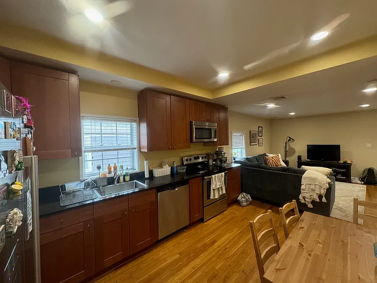 62 William St #2A — Photo 2