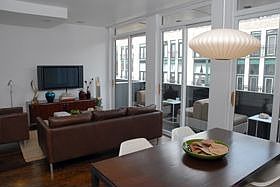 3rd image of 836 N Paulina St APT 201
