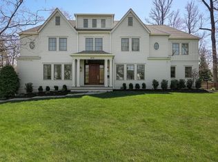 909 Wyandotte Trl, Westfield Town, NJ 07090