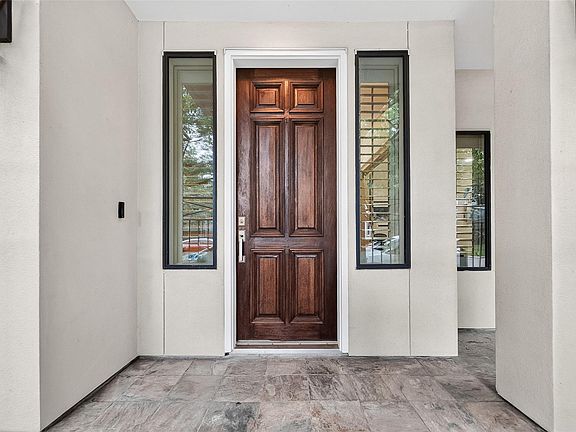 4th image of 2034 Colquitt St APT A