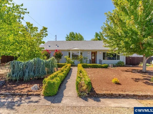 3493 Pioneer Dr SE, Salem, OR 97302