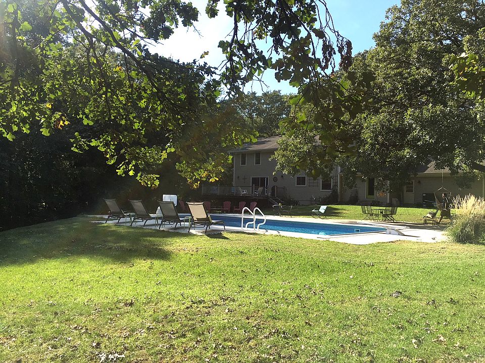 2nd image of 6271 Forest Glen Ln