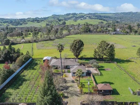 19346 Orange Avenue, Sonoma, CA 95476