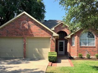 4809 Buckskin Dr, Fort Worth, TX 76137