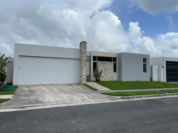 119 La Diada, Guaynabo, PR 00969