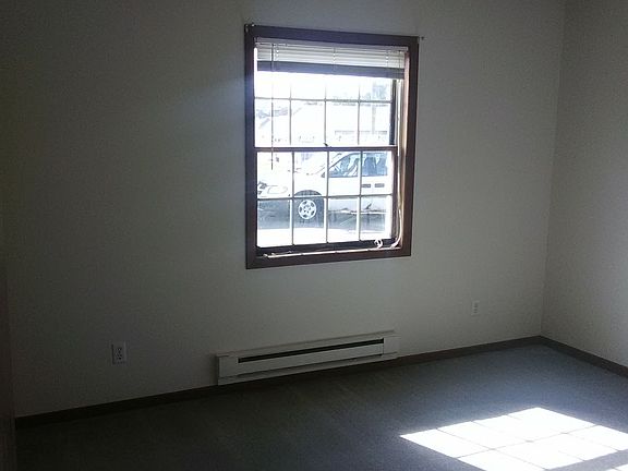 5th image of 402 Timberlane Dr #1