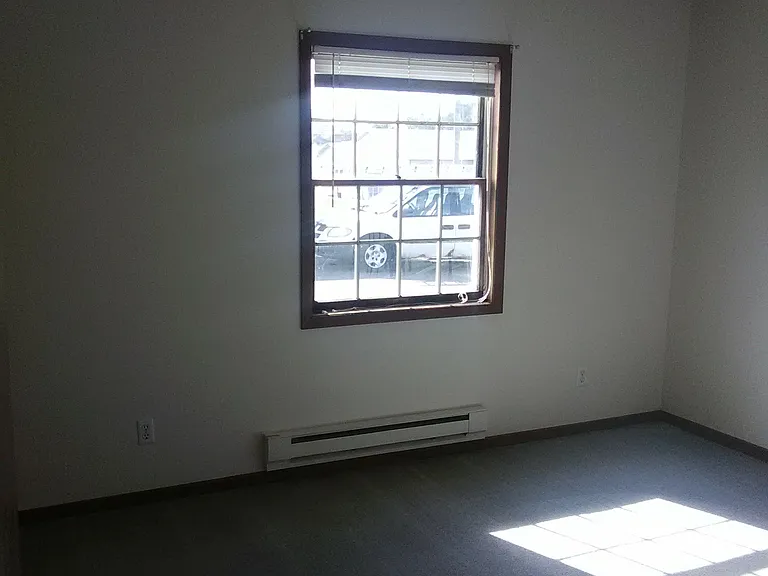 402 Timberlane Dr #1 — Photo 5