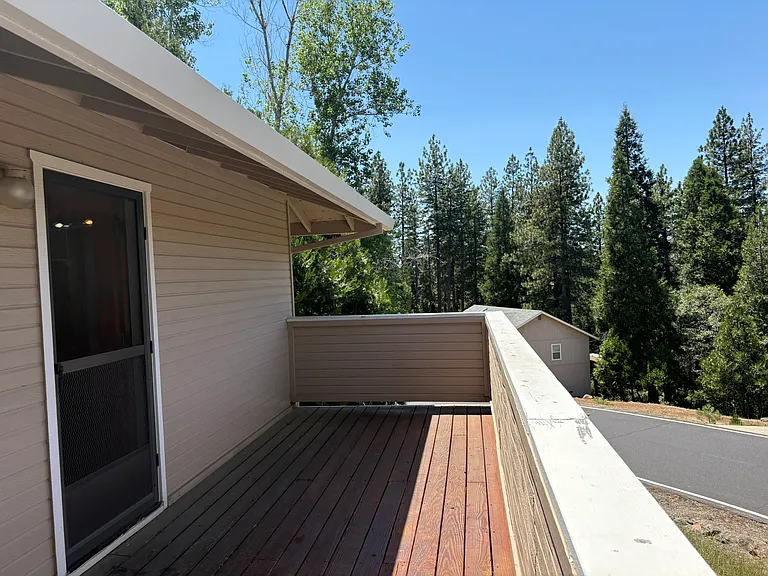939 Fairway Ct — Photo 7