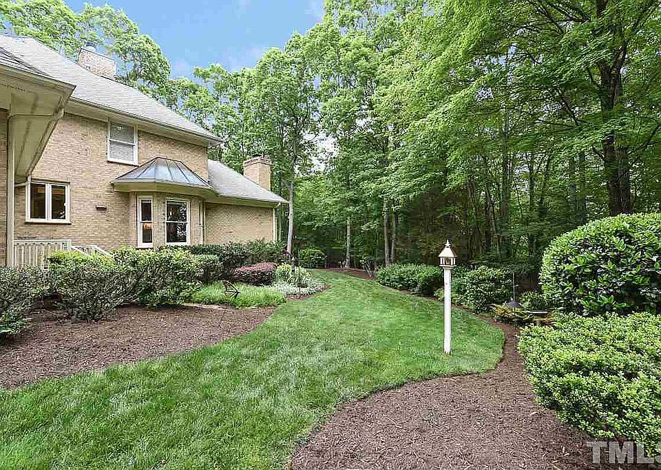 1st image of 2504 Trail Wood Dr