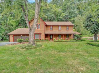 5864 Lakemont Dr, Roanoke, VA 24018