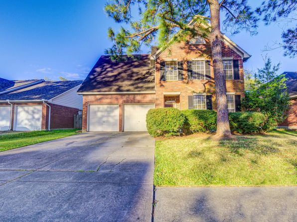 14406 Fair Knoll Way
