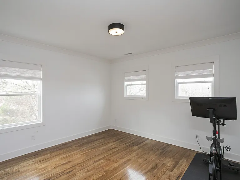1510B Dugger Dr — Photo 33