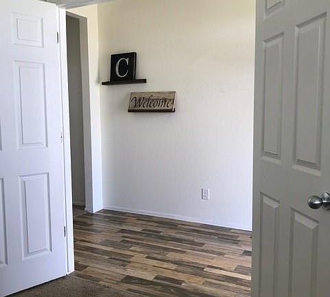 5th image of 717 Jewel St