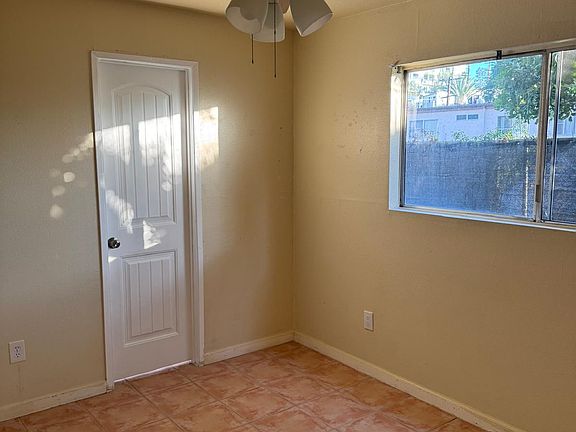 5th image of 4293 51st St #5