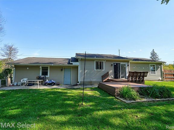 5th image of 6431 N Webster Rd