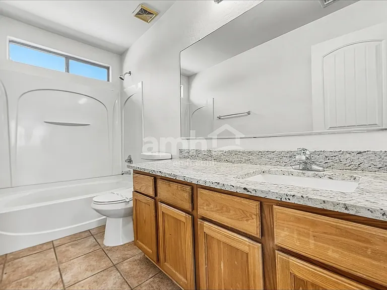 236 W Angus Rd — Photo 12