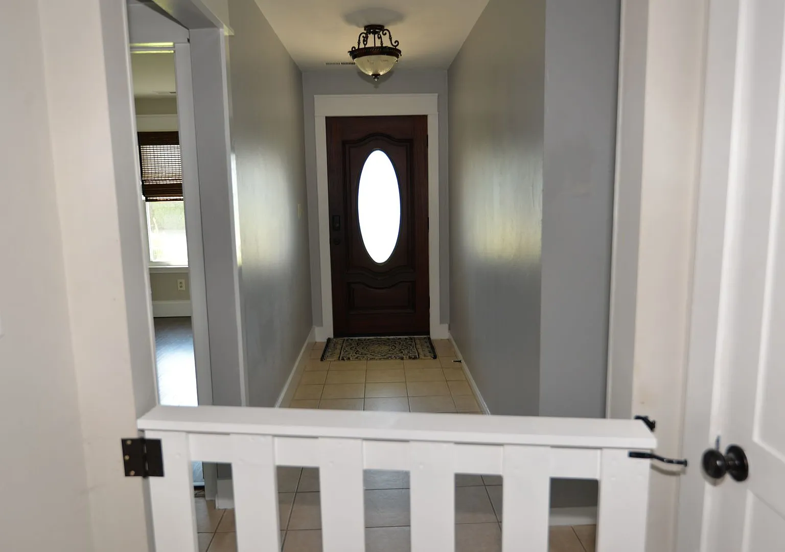 Ocean Lakes Ranch with an Inground-Pool — Photo 3