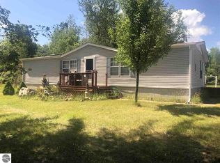 4332 W Bawkey Rd, Farwell, MI 48622