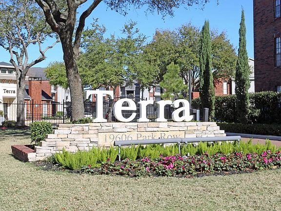 Welcome to Terra at Park Row