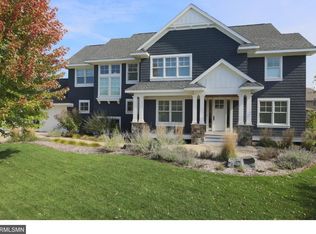 11526 Avery Dr, Inver Grove Heights, MN 55077