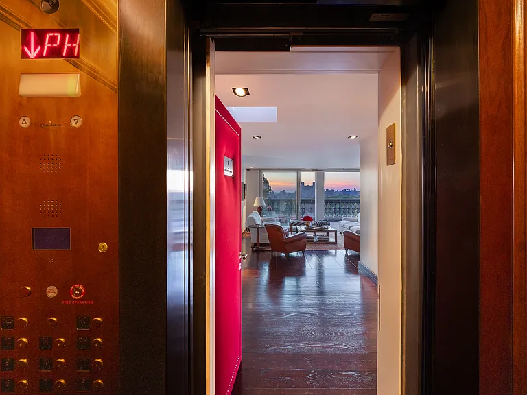 988 5th Ave #PH — Photo 17